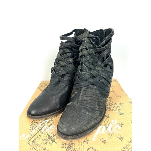 Free People Carrera Black Leather Woven Strappy Heel Ankle Booties Sz 38 US 7.5 - Picture 2 of 14